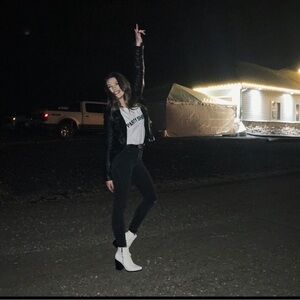 Sub_Urban Riot White Party Shirt